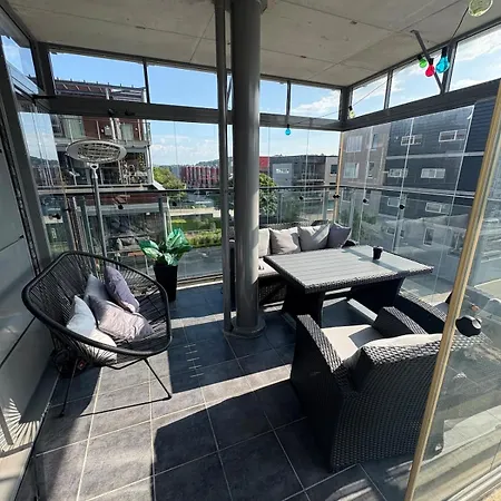 Appartement Modern With Balcony
